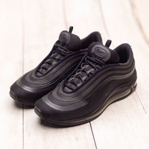 Black Nike Air Max Sneaker Size 9 Men